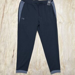 NEW Under Armour FITTED Double Knit Joggers XL Black Mens 1379661-001